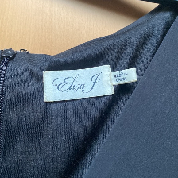 Stunning gown/dress by Eliza J. Worn once, like new! - Picture 3 of 5